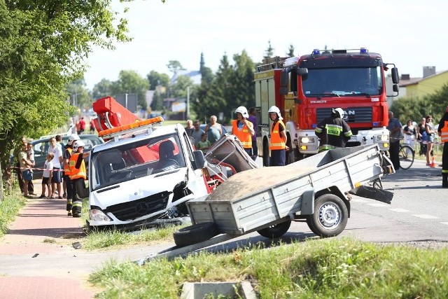 Mercedes był jednym z samochodów uczestniczących w wypadku 