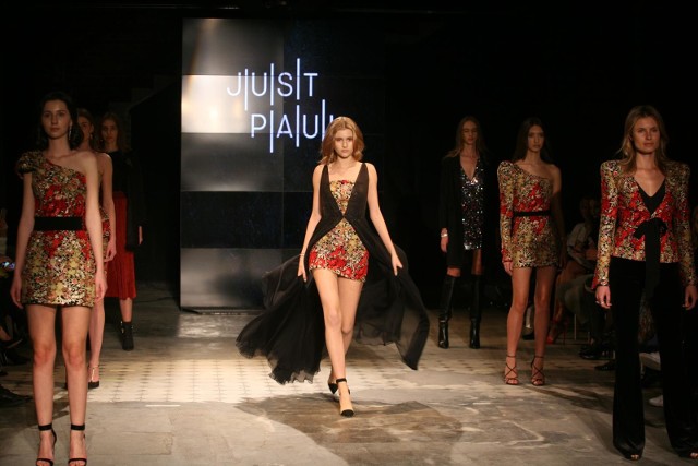 Pokaz mody na 1. edycji KTW Fashion Week w Fabryce Porcelany w Katowicach.
