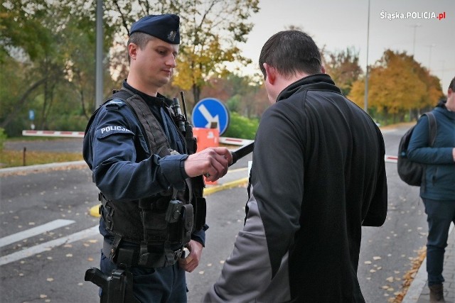 W Katowicach, Częstochowie i Bielsku-Białej przez cały dzień potrwają ćwiczenia policyjnych rezerwistów.
