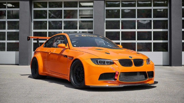 BMW M3 GT2 S HurricaneTuner poinformował, że przyspieszenie do 200 km/h ma trwać 9,8 s. BMW po modyfikacjach wyceniono na 1,23 mln zł.Fot. G-Power