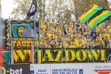 Kibice GKS Katowice na meczu z Puszczą ZDJĘCIA Fani GieKSy wsparli zespół w Niepołomicach