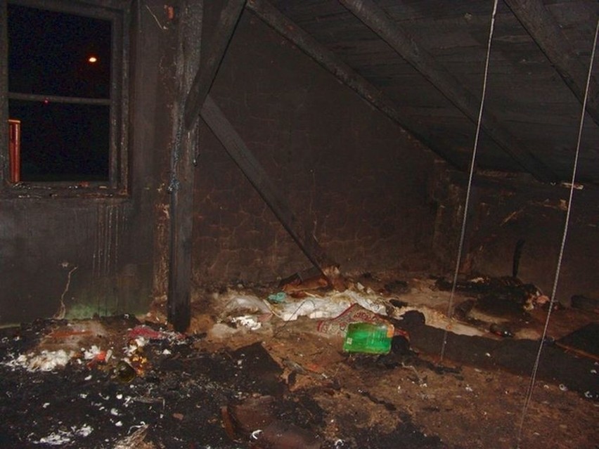 Tragiczny pożar w Piotrkowie Kujawskim. Nie żyje 53-latek [zdjęcia]