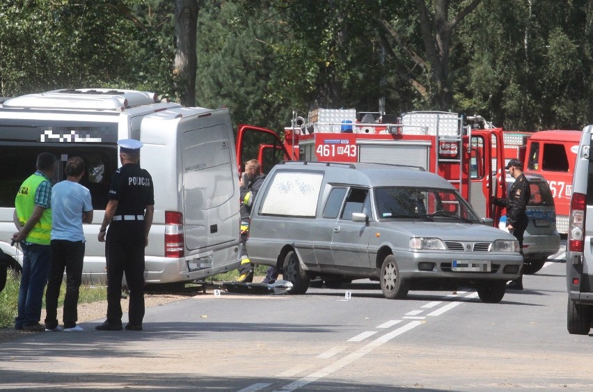 Śmiertelny wypadek w miejscowości Żelazna Nowa pod Magnuszewem (wideo, zdjęcia, nowe fakty)