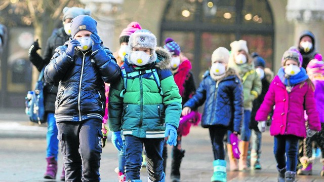 Radni mają nadzieję, że walka ze smogiem pod Jasną Górą nie skończy się na podniesieniu dopłat