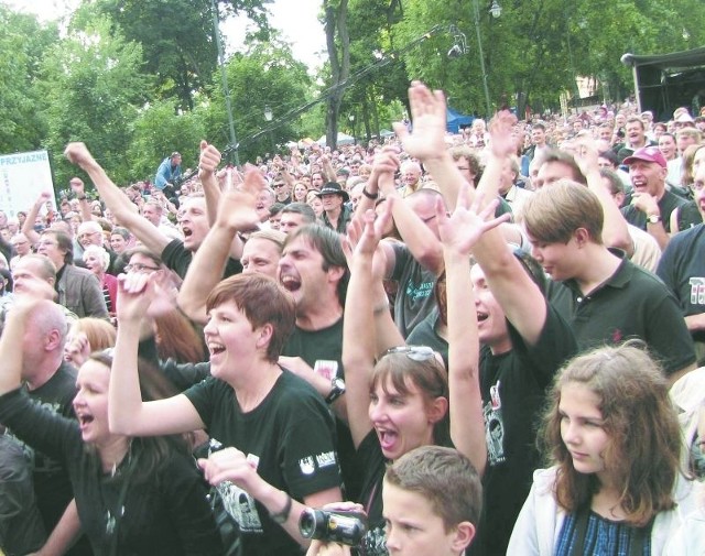 Tak publiczność bawiła się w ubiegłym roku. W festiwalu bierze zwykle udział ponad 10 tys. ludzi.