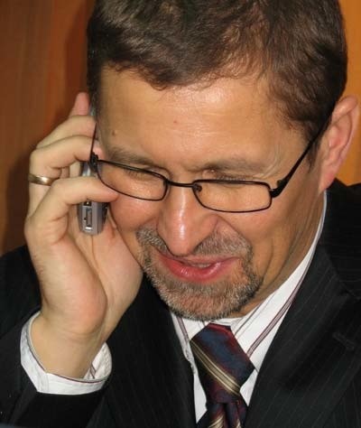 JAN ZUBOWSKI, jest posłem na Sejm z PiS, wcześniej był dyrektorem i nauczycielem w III LO, od 7 grudnia będzie prezydentem Głogowa.