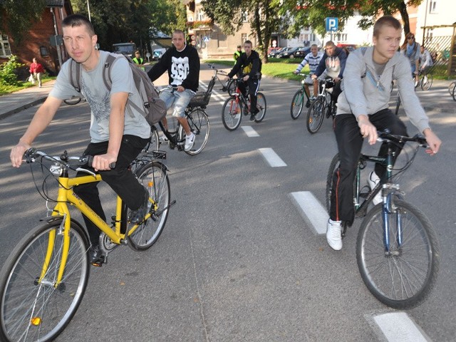 Rowerzyści w Dniu bez Samochodu tradycyjnie wystartowali z centrum Szczecinka. 