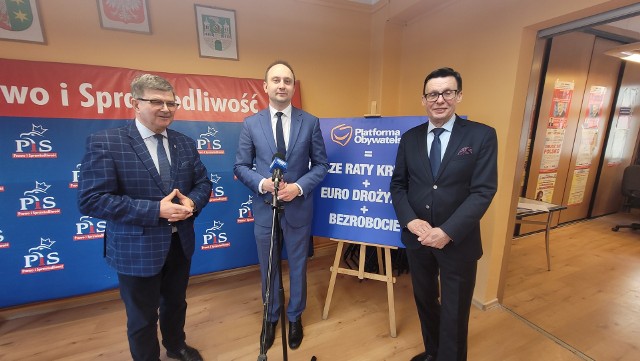 Posłowie Jerzy Materna, Marek Ast i doradca wojewody lubuskiego Grzegorz Maćkowiak zapowiadają, że będą odkłamywać hasła głoszone przez Platformę Obywatelską.