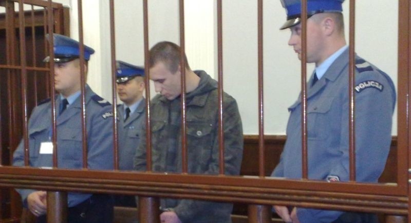 Wyrok za zabójstwo księdza - 25 lat. Zobacz twarz mordercy (zdjęcia, wideo)