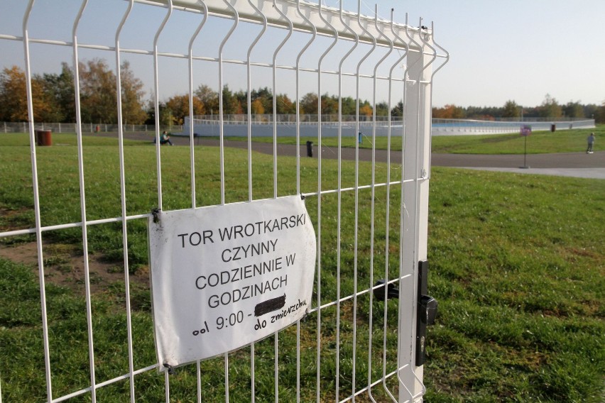 Tor wrotkarski w parku Tysiąclecia pozostanie otwarty. Zmiana planów Wrocławskich Inwestycji