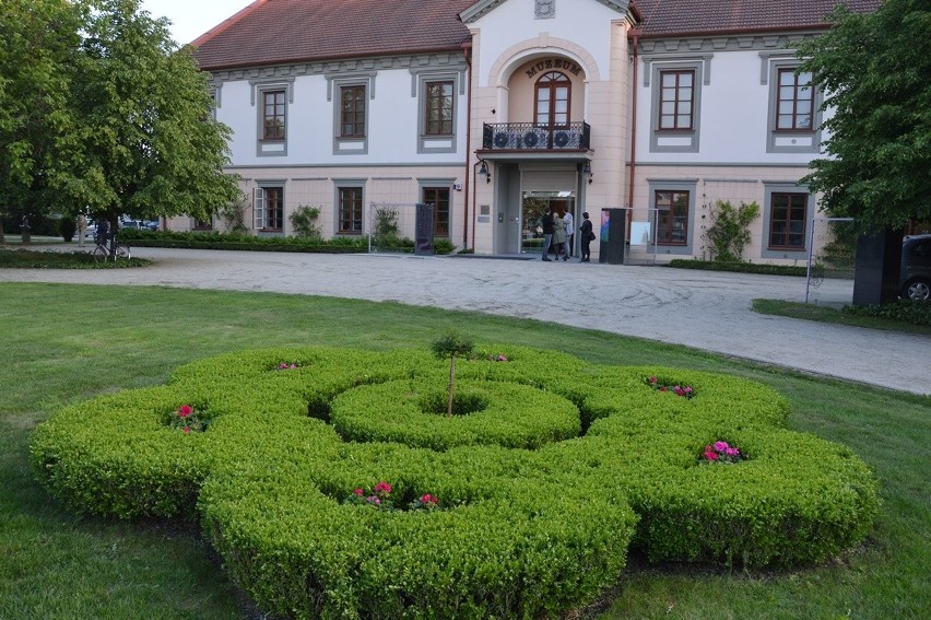 Noc Muzeów w Stalowej Woli zalśniła od gwiazd [WIDEO, zdjęcia]