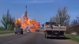 Wojna na Ukrainie. Rosyjski czołg wysadzony przez Ukraińców [WIDEO] 