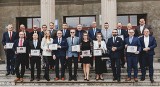 Radni Skarżyska-Kamiennej w kadencji 2018-2024 zakończyli swoją pracę. Odbyła się uroczysta ostatnia sesja Rady Miasta. Zobaczcie zdjęcia