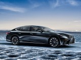 Lexus LS. Auto naszpikowane nowymi technologiami 