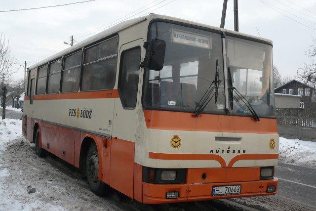 Autobusy PKS, które kilka lat temu zniknęły z wielu tras, teraz wracają dzięki dofinansowaniu.