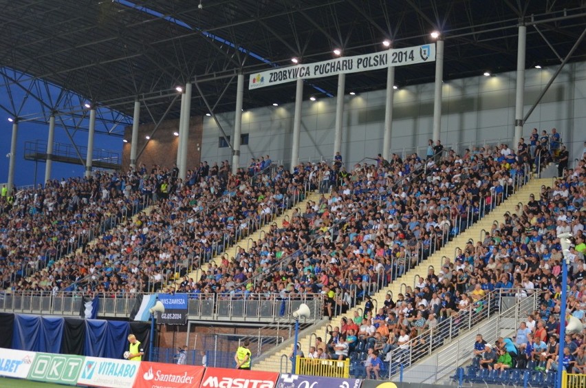 Kibice na meczu Zawisza Bydgoszcz-Zulte Weregem 1:3