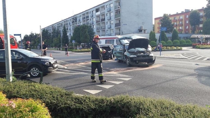 Wypadek na skrzyżowaniu ulic Śniadeckiego i 1000-lecia w...