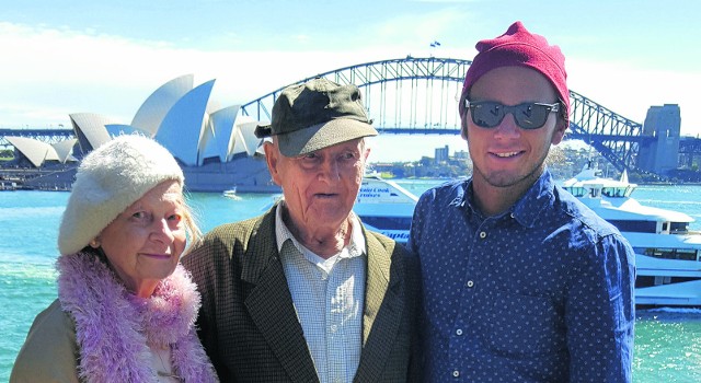 Sydney. W środku Józef Kowalczyk, po prawej Mateusz Otrębiak