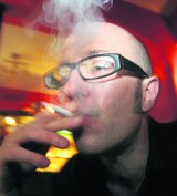 Papierosy zabijają: Zakaz palenia będzie powszechny?