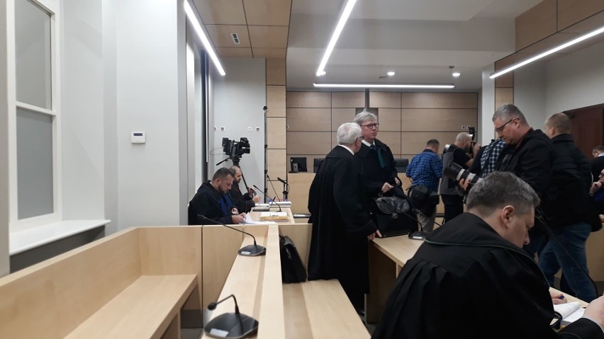 Ruszył proces w sprawie afery melioracyjnej. Prokurator przedstawił zarzuty dla Stanisława Gawłowskiego