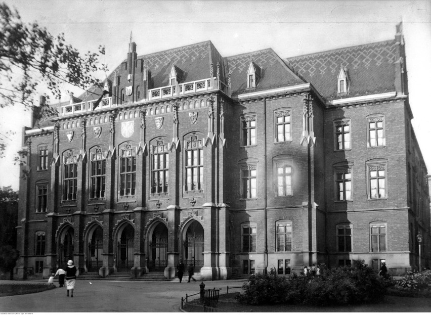 Collegium Novum Uniwersytetu Jagiellońskiego, 1927