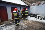 Sosnowiec: Strażacy oddymiali klatkę schodową w budynku przy ul. Baczyńskiego [ZDJĘCIA]