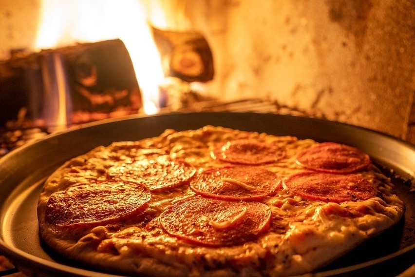 9 lutego obchodzimy Międzynarodowy Dzień Pizzy. Zapraszamy...