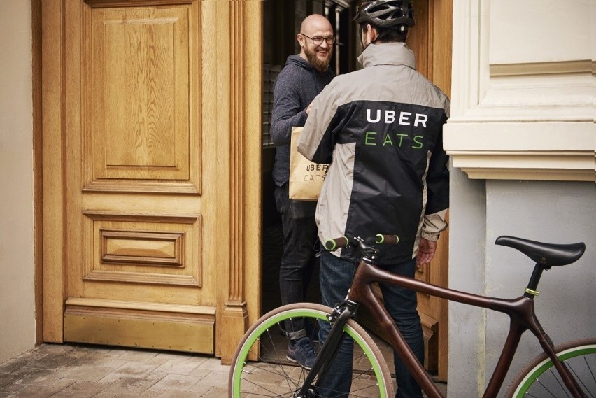 Uber Eats wchodzi do Wrocławia. Od dziś zamówisz jedzenie 