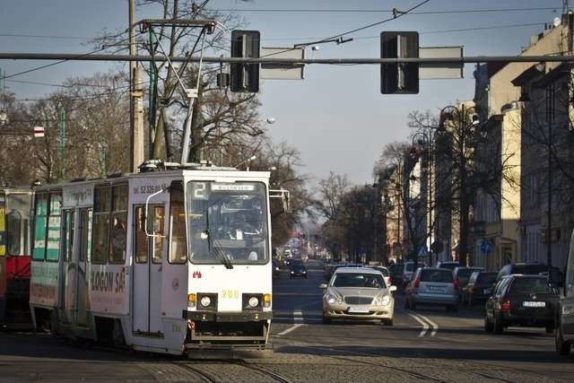 Skrzyżowanie Gdańskiej z Kamienną na razie nie zostanie przebudowane. Remont Gdańskiej skończy się tuż przed Kamienną 