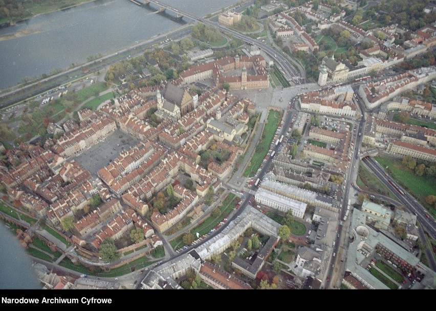 Stare Miasto, 1989-90