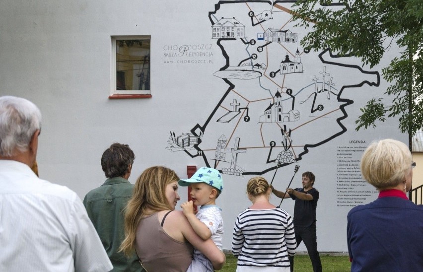 Urząd Miejski w Choroszczy ozdobił mural