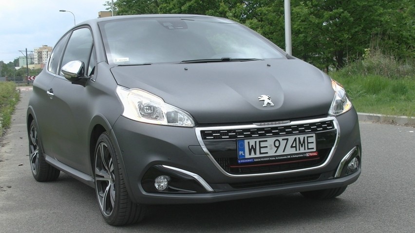 Peugeot 208 GTI...