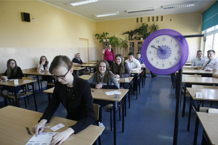 Egzamin gimnazjalny 2015: Rosyjski, poziom podstawowy...