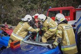 To dopiero były ćwiczenia! Autobus miejski miał wypadek. Kilkanaście osób rannych. Strażacy z Rybnika znów się szkolili 