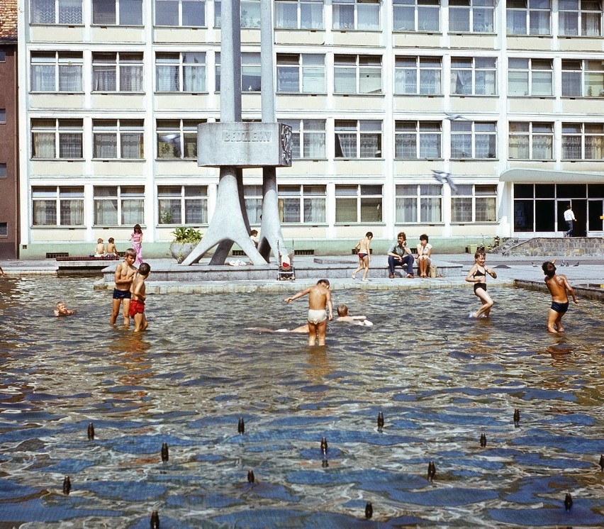 Jak wyglądał Koszalin w latach 80-tych? Możecie to sprawdzić...