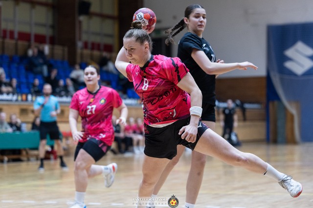 Juniorki młodsze Korony Handball Kielce rozpoczynają walkę o awans do 1/8 finału Mistrzostw Polski.