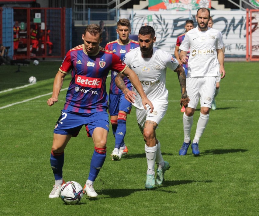 Piast Gliwice przegrał z Zagłębiem Lubin 0:1...