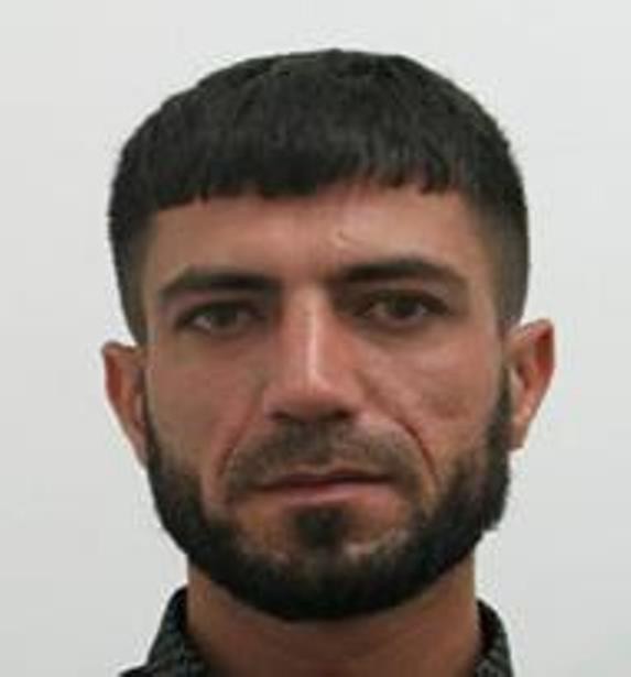 Barzan Majeed jest jednym z najbardziej poszukiwanych przestępców na świecie.