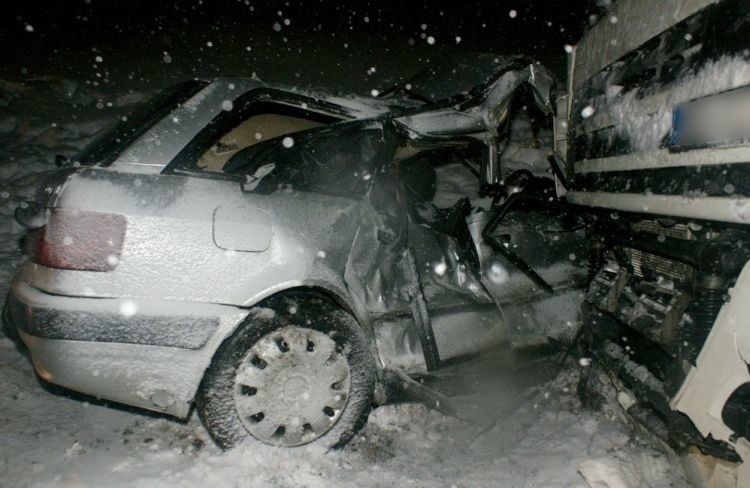 Knorydy. Wypadek śmiertelny na DK 19. Dwie osoby nie żyją (zdjęcia)