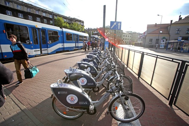 Wypożyczanie rowerów staje się coraz popularniejsze