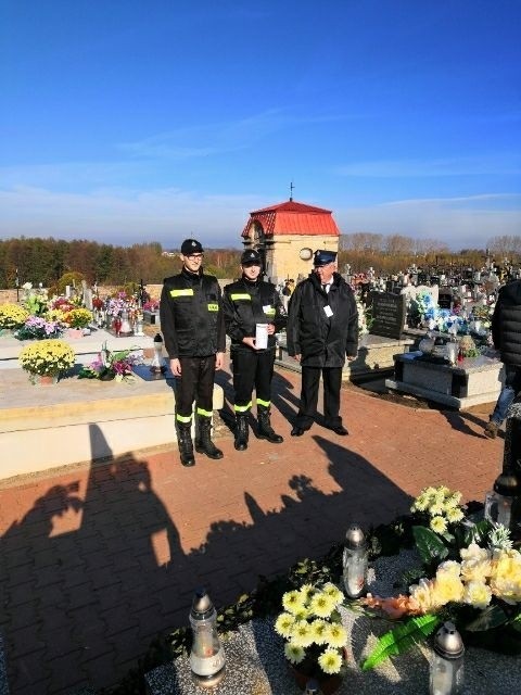 Kwesta na cmentarzu w Borkowicach odbyła się już ósmy raz....