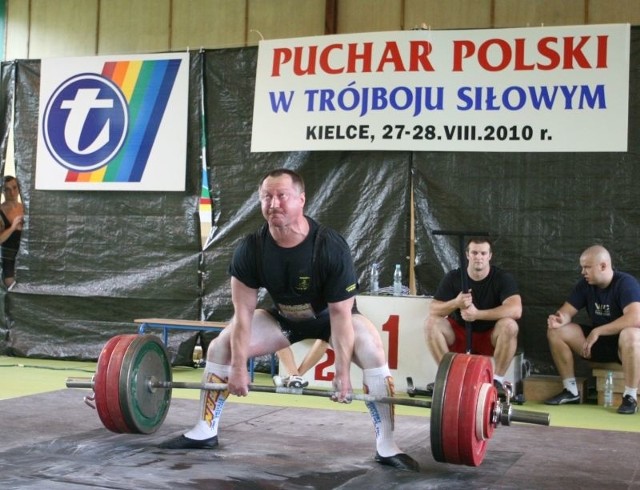 Jan Wegiera z Wikinga Starachowice z wielką przewagą wygrał w kategorii do 90 kg. (Fot. Sławomir Stachura)