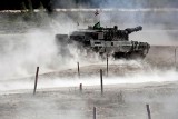 Łotwa szykuje się na atak ze strony Rosji? Armia zaczęła kopać rowy przeciwczołgowe w pobliżu granicy