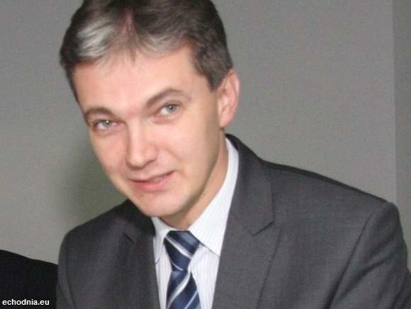 Marszałek województwa świętokrzyskiego Adam Jarubas: - Uważam, że wykonanie budżetu za 2011 rok jest na dobrym poziomie, ale dostrzegam też mankamenty.