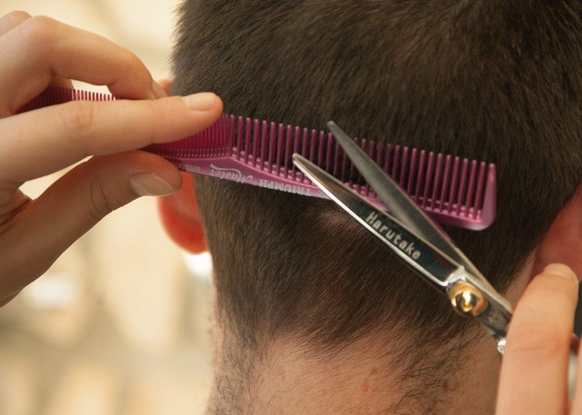 Od 18 maja będzie można skorzystać z usług fryzjerów i kosmetyczek