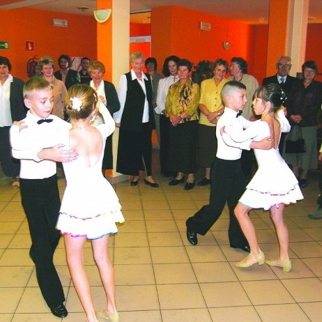Pokaz taneczny uczniów ze Szkoły Podstawowej nr 2 w...