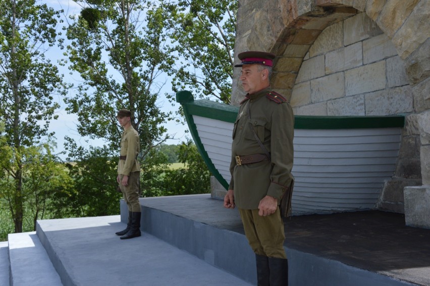 Odnowili pomnik armii radzieckiej w Mikolinie