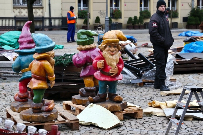 Koniec Jarmarku Bożonarodzeniowego na Rynku