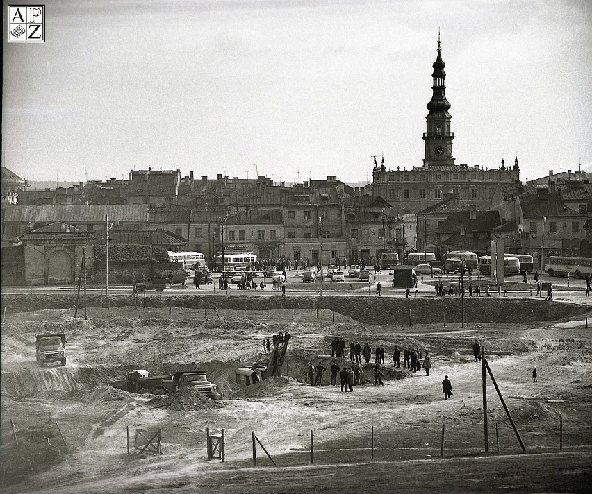 1972 rok. Tak wyglądało rozpoczęcie budowy zamojskiego...