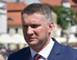 Przemysław Wipler: Broń powinna być dostępna jak prawo jazdy